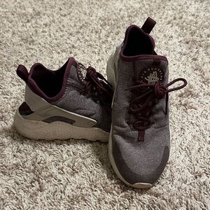 Nike Maroon and Cream Women's Sneakers